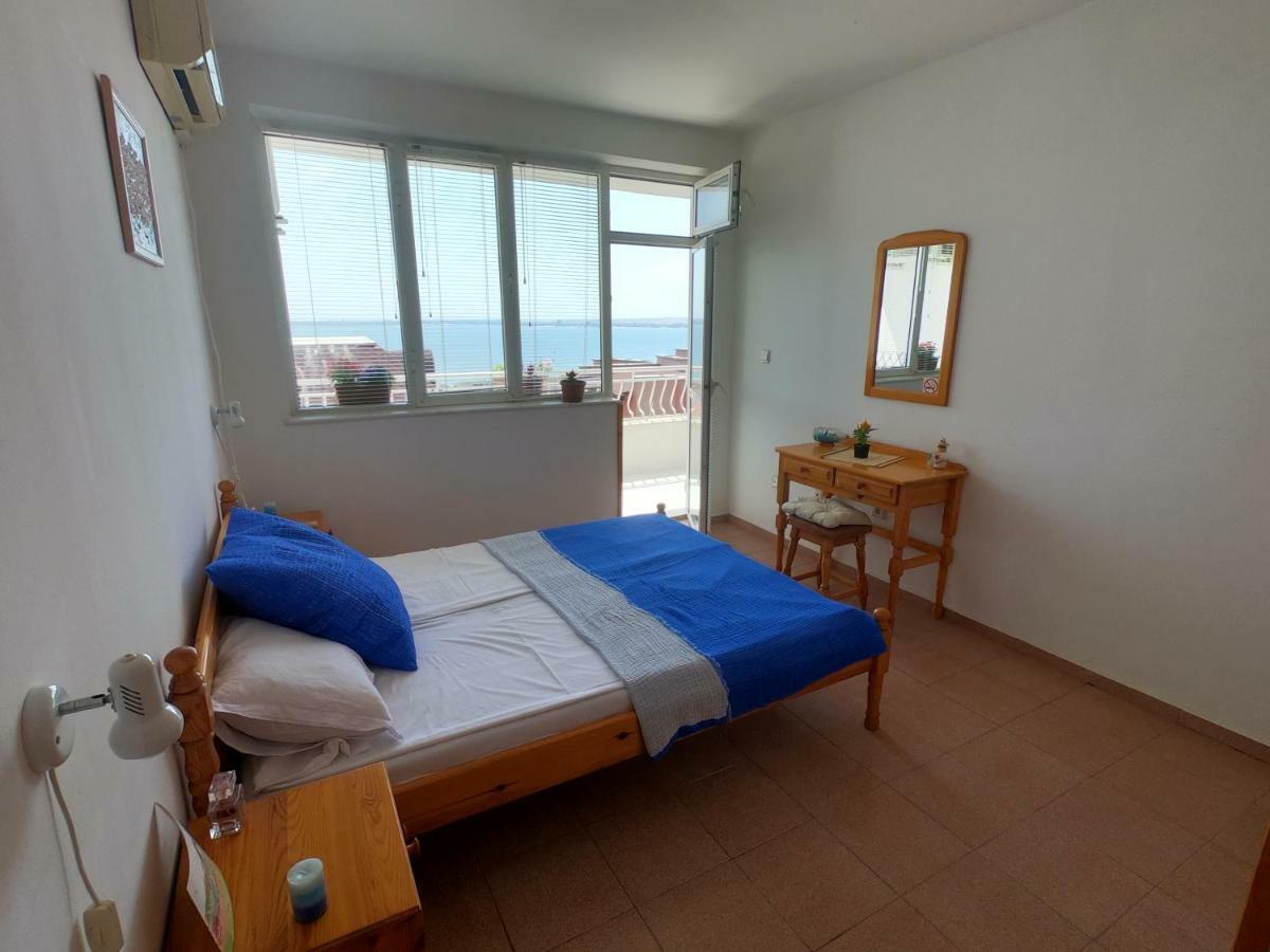 Apartment In St. Vlas With Terrace Święty Włas Zewnętrze zdjęcie