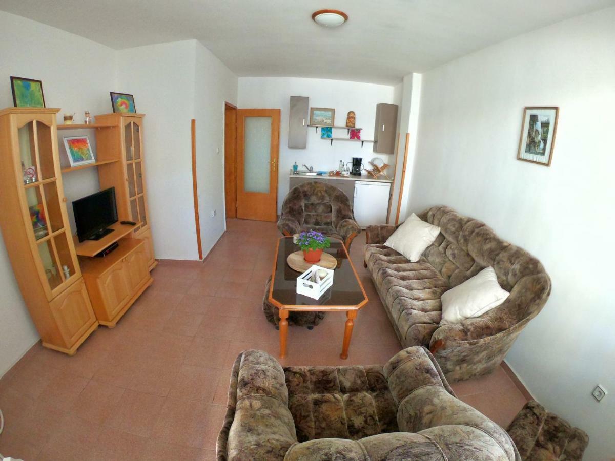 Apartment In St. Vlas With Terrace Święty Włas Zewnętrze zdjęcie