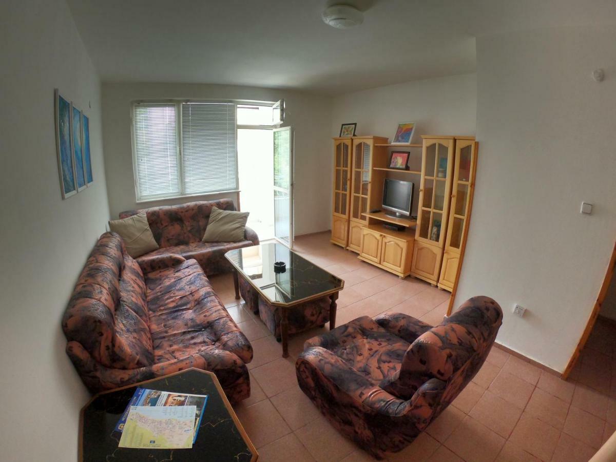 Apartment In St. Vlas With Terrace Święty Włas Zewnętrze zdjęcie